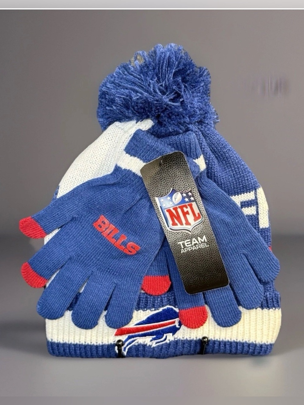 Buffalo Bills Hat and Gloves NFL NWT